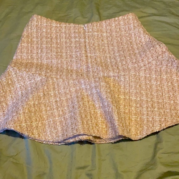 Tie Neck Colorblock Spliced Tweed Crop Top & Skirt - Picture 3 of 7